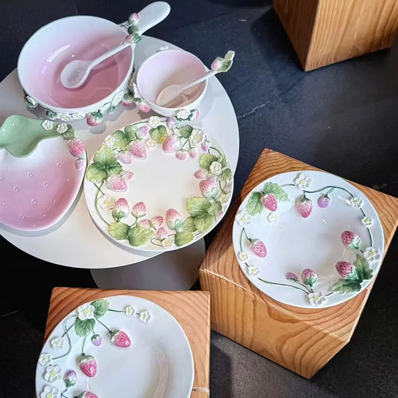 Pet strawberry tableware pink household ceramic bowl deep plate breakfast  westerna past dessert cake