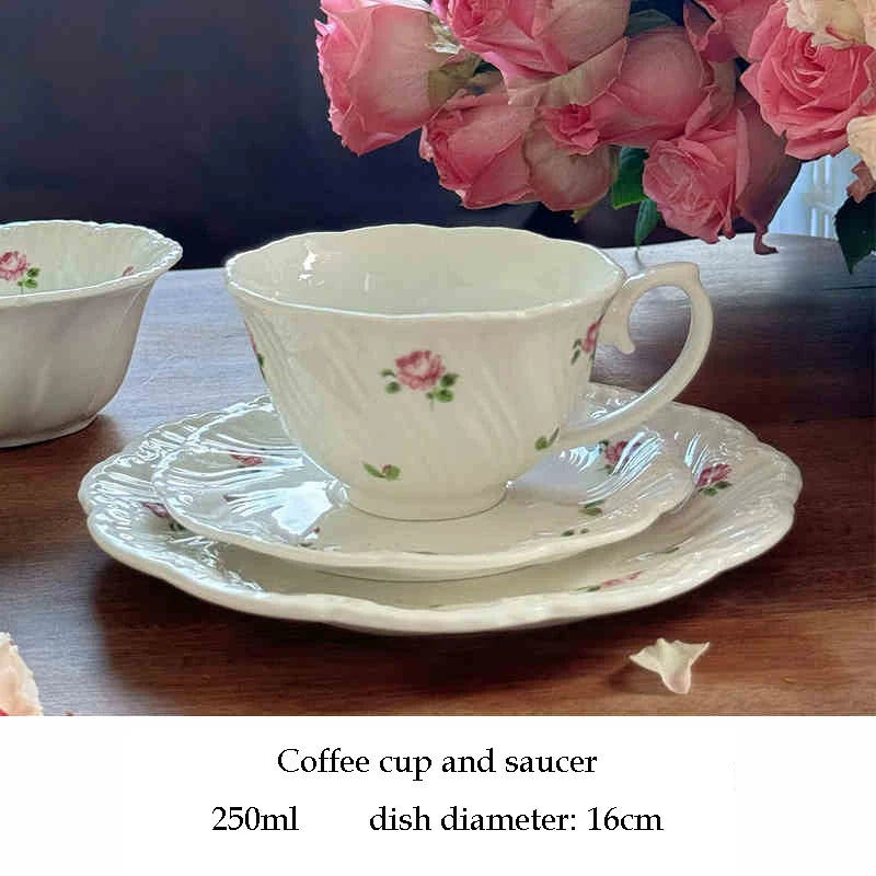 Ceramic Plate Set Coffee Cup Saucer Beautiful Tableware Vintage Rose Dessert Plate Dinner Dishes Gift Tea Cup Kitchen Supplies